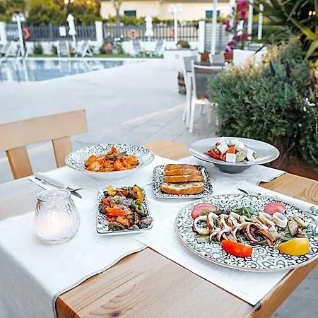 Dominoes Corfu