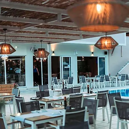 Dominoes Corfu