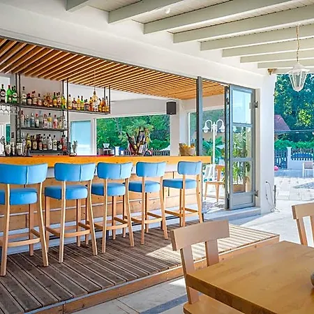 Otel Dominoes Corfu Liapades